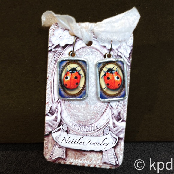 NWT pair of NETTLES REVERSIBLE hand made Lady Bug earrings - Picture 7 of 10